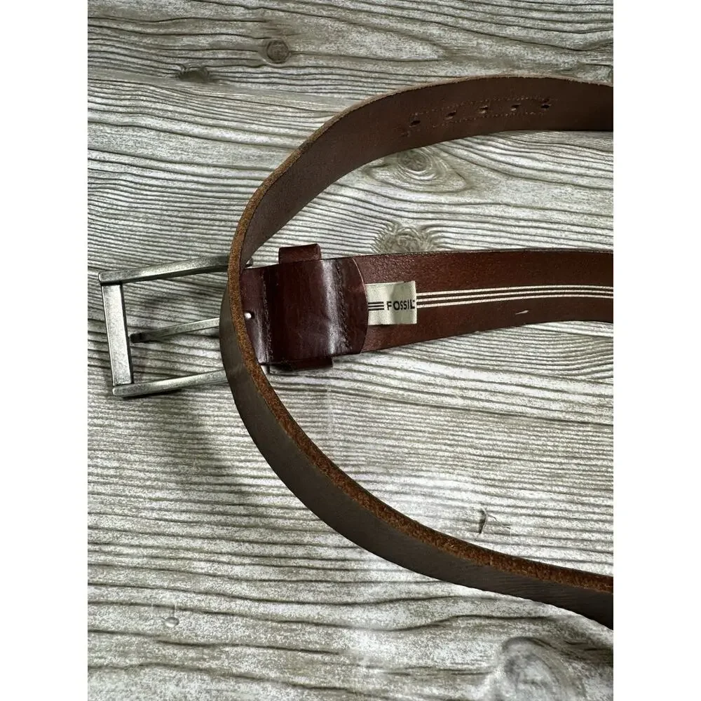 FOSSIL Men’s Brown Leather Belt Size US 34 1 1/2” Width